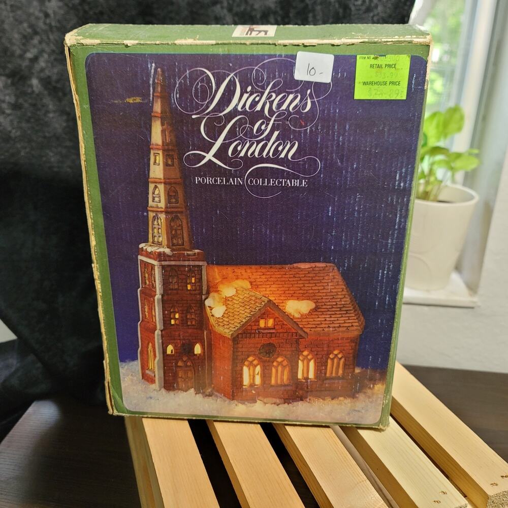 Dickens of London Hand Painted Country Church Lights Up Porcelain Holiday Cheer